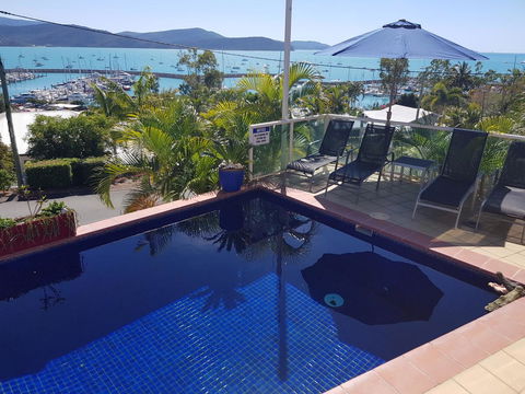 Sunlit Waters Studio Apartments - Sydneys Hotel 4