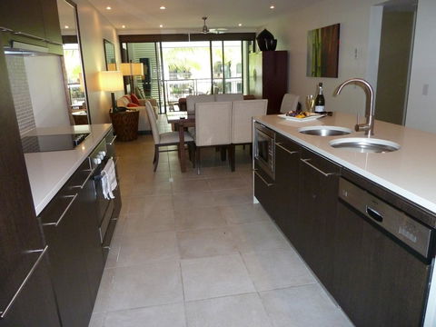 Penthouse 239 At See Temple Port Douglas - Sydneys Hotel 2