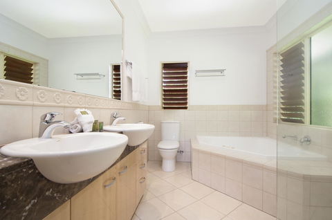 Paradise Links Resort Port Douglas - Sydneys Hotel 41