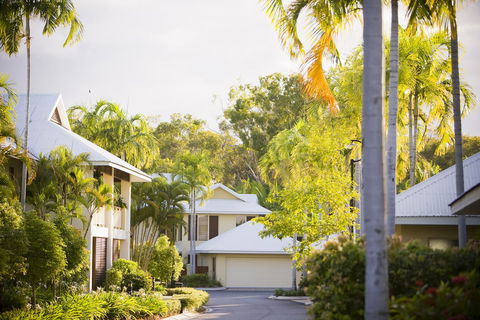 Paradise Links Resort Port Douglas - Sydneys Hotel 1