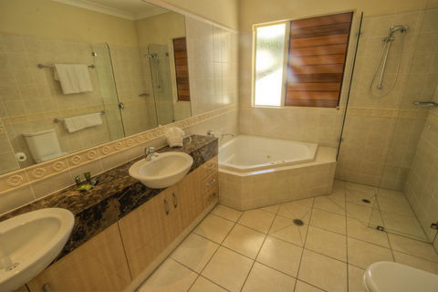 Paradise Links Resort Port Douglas - Sydneys Hotel 44
