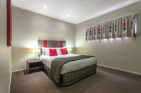 Platinum International - Sydneys Hotel 4