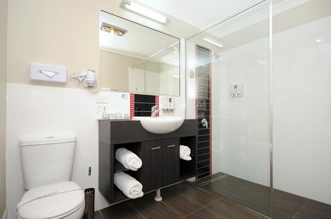Platinum International - Sydneys Hotel 7