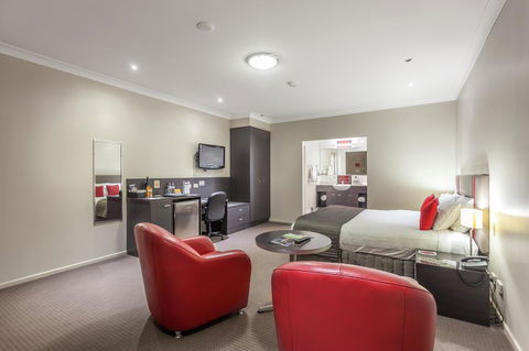 Platinum International - Sydneys Hotel 32
