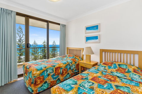 Columbia Beachfront Apartments On Rainbow Bay - Sydneys Hotel 36