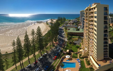 Columbia Beachfront Apartments On Rainbow Bay - Sydneys Hotel 0