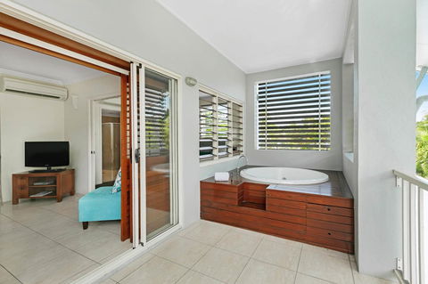 Mantra Aqueous On Port - Sydneys Hotel 17