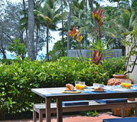 Book Port Douglas Accommodation Vacations Sydneys Hotel Sydneys Hotel