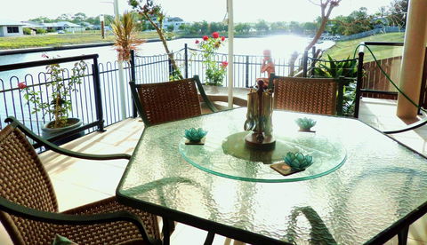 Gaia On Bribie Island - Sydneys Hotel 0