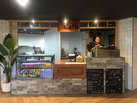 Woodroffe Hotel - Sydneys Hotel 3