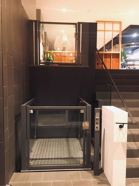 Woodroffe Hotel - Sydneys Hotel 9