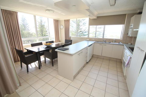 Oceania On Burleigh Beach - Sydneys Hotel 5
