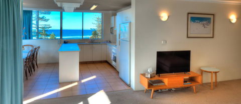 Oceania On Burleigh Beach - Sydneys Hotel 2