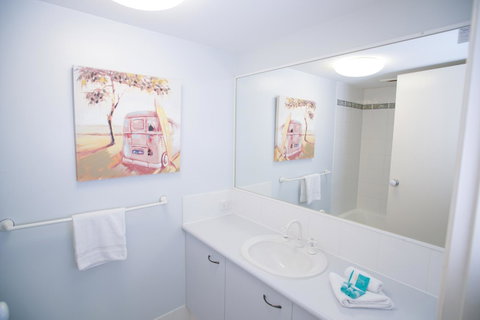 San Marino By The Sea Apartments - Sydneys Hotel 17