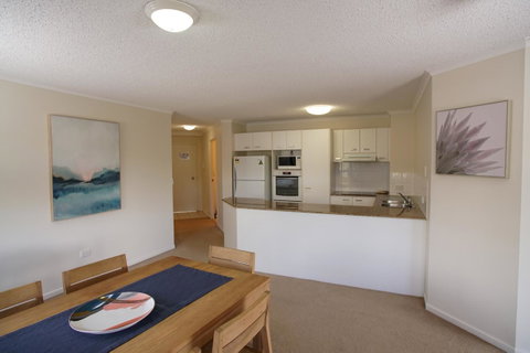 San Marino By The Sea Apartments - Sydneys Hotel 9