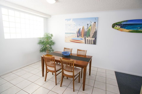 San Marino By The Sea Apartments - Sydneys Hotel 5
