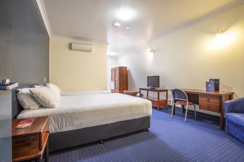 Nightcap At Atherton Hotel - Sydneys Hotel 11