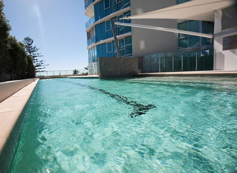 Reflection On The Sea - Sydneys Hotel 30