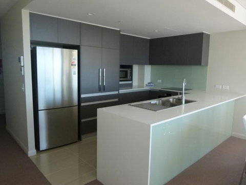 Pure Kirra - Sydneys Hotel 10
