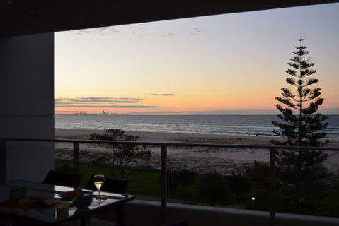 Pure Kirra - Sydneys Hotel 18