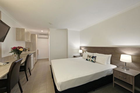 Smart Motels Bert Hinkler - Sydneys Hotel 21