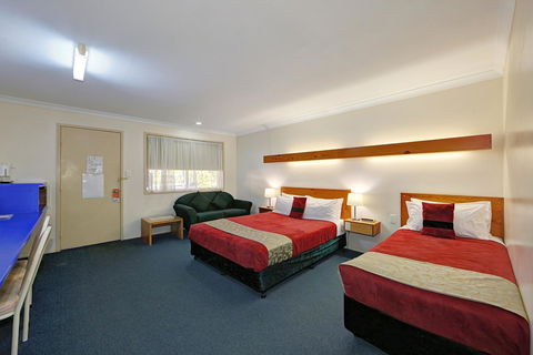 Smart Motels Bert Hinkler - Sydneys Hotel 12