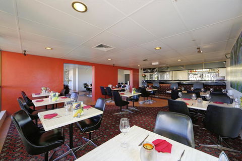 Smart Motels Bert Hinkler - Sydneys Hotel 8