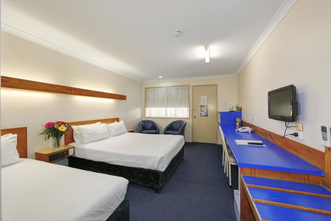 Smart Motels Bert Hinkler - Sydneys Hotel 15