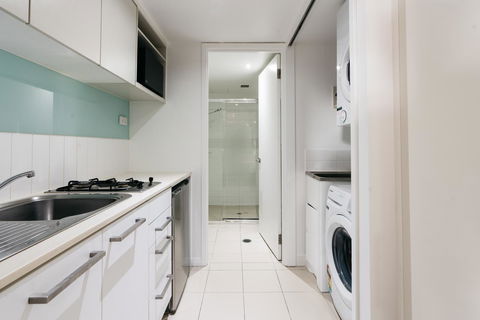 Gabba Central Apartments - Sydneys Hotel 24