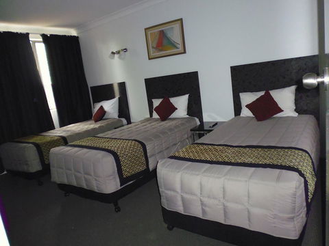 Burke & Wills Motor Inn - Sydneys Hotel 4
