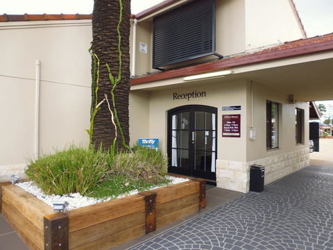 Burke & Wills Motor Inn - Sydneys Hotel 0