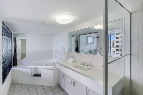 Catalina Resort - Sydneys Hotel 7