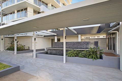 Catalina Resort - Sydneys Hotel 24