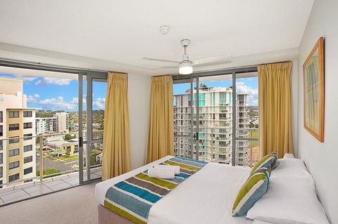 Catalina Resort - Sydneys Hotel 9