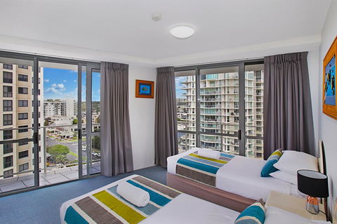 Catalina Resort - Sydneys Hotel 10