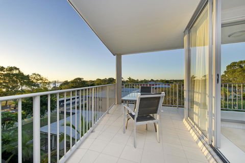 On The Bay Apartments - Sydneys Hotel 13