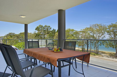 On The Bay Apartments - Sydneys Hotel 7