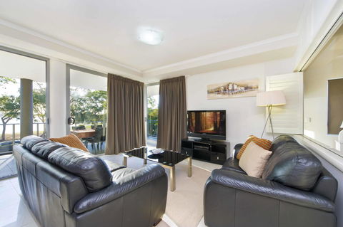 On The Bay Apartments - Sydneys Hotel 0