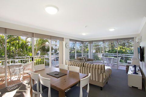 ULTIQA Burleigh Mediterranean Resort - Sydneys Hotel 5