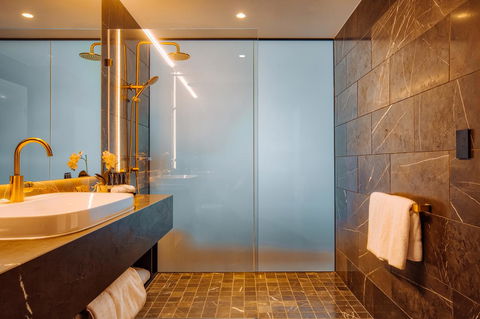 Eatons Hill Hotel - Sydneys Hotel 20