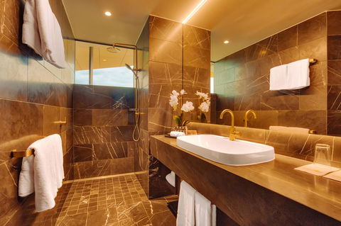 Eatons Hill Hotel - Sydneys Hotel 11