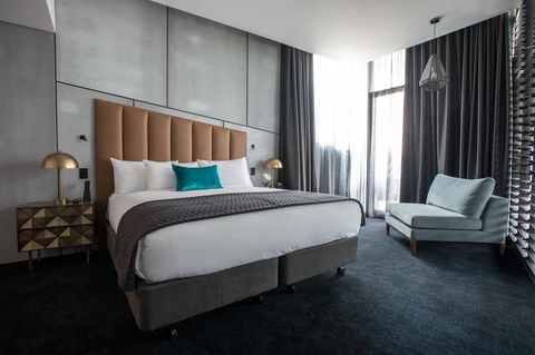 Eatons Hill Hotel - Sydneys Hotel 30