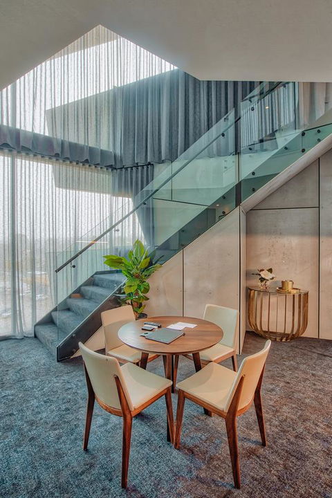 Eatons Hill Hotel - Sydneys Hotel 8