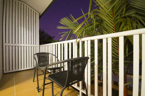 Coral Tree Inn - Sydneys Hotel 34