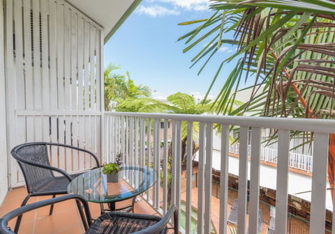 Coral Tree Inn - Sydneys Hotel 43