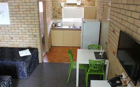 City Motor Inn - Sydneys Hotel 13