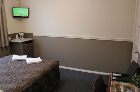 City Motor Inn - Sydneys Hotel 11