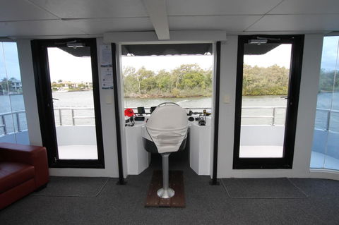 Coomera Houseboats - Sydneys Hotel 21