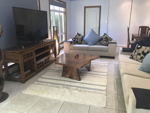 Taj On Byrnes - Private Luxury Apartment Mareeba - Sydneys Hotel 7