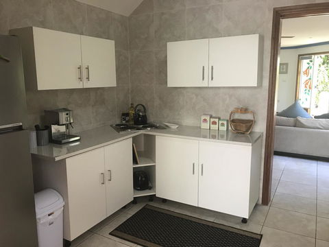 Taj On Byrnes - Private Luxury Apartment Mareeba - Sydneys Hotel 11